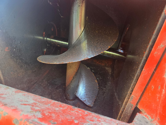 Used -- Killbros 800 Grain Carts at Koenig Equipment in Oxford, OH - Photo3
