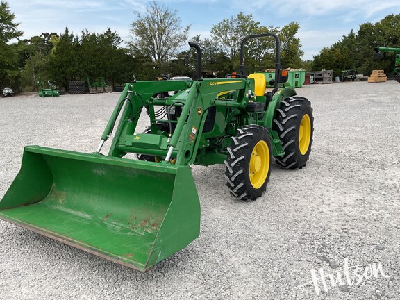 Photo of 2024 John Deere 5067E