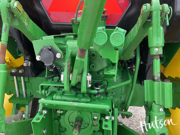 Photo of 2024 John Deere 5067E