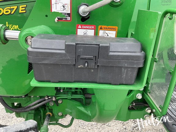 Photo of 2024 John Deere 5067E