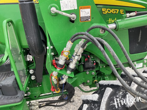 Photo of 2024 John Deere 5067E