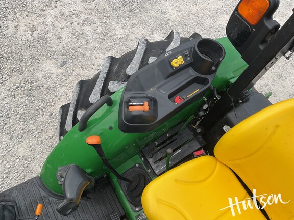 Photo of 2024 John Deere 5067E