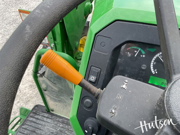 Photo of 2024 John Deere 5067E