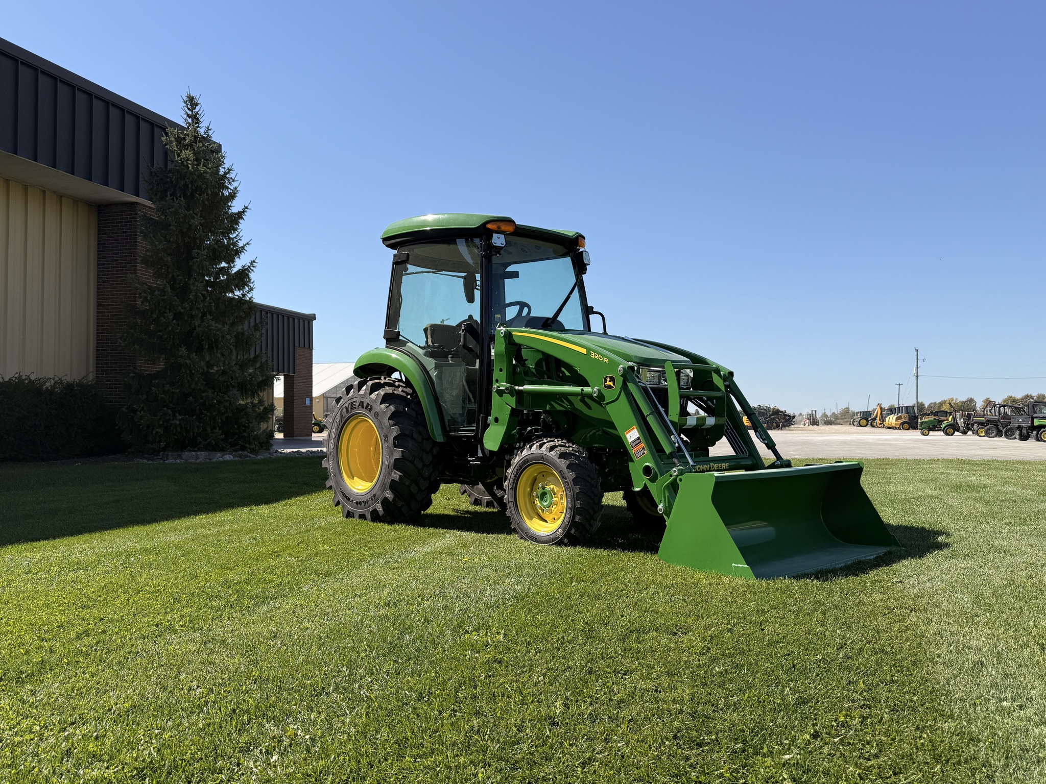 2026 John Deere 3046R Compact Utility Tractors