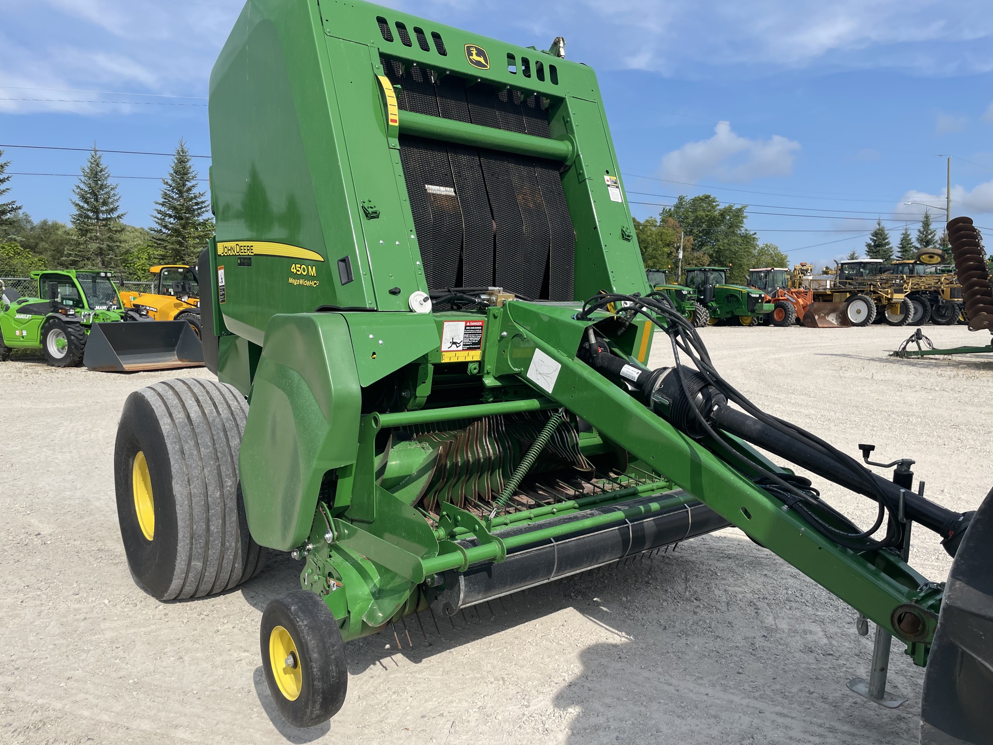 2018 John Deere 450M Image 1