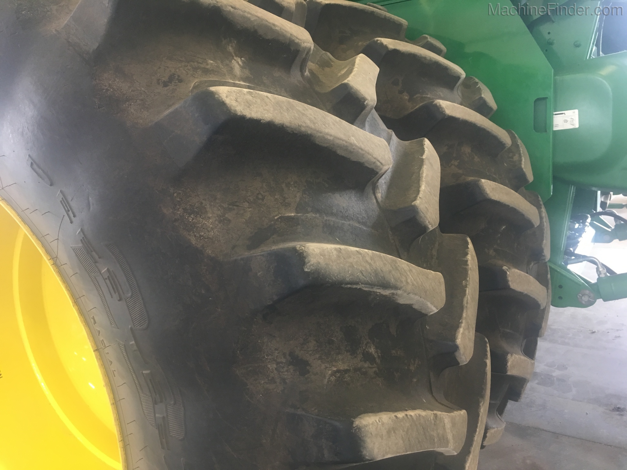 2017 John Deere S680 Image 8