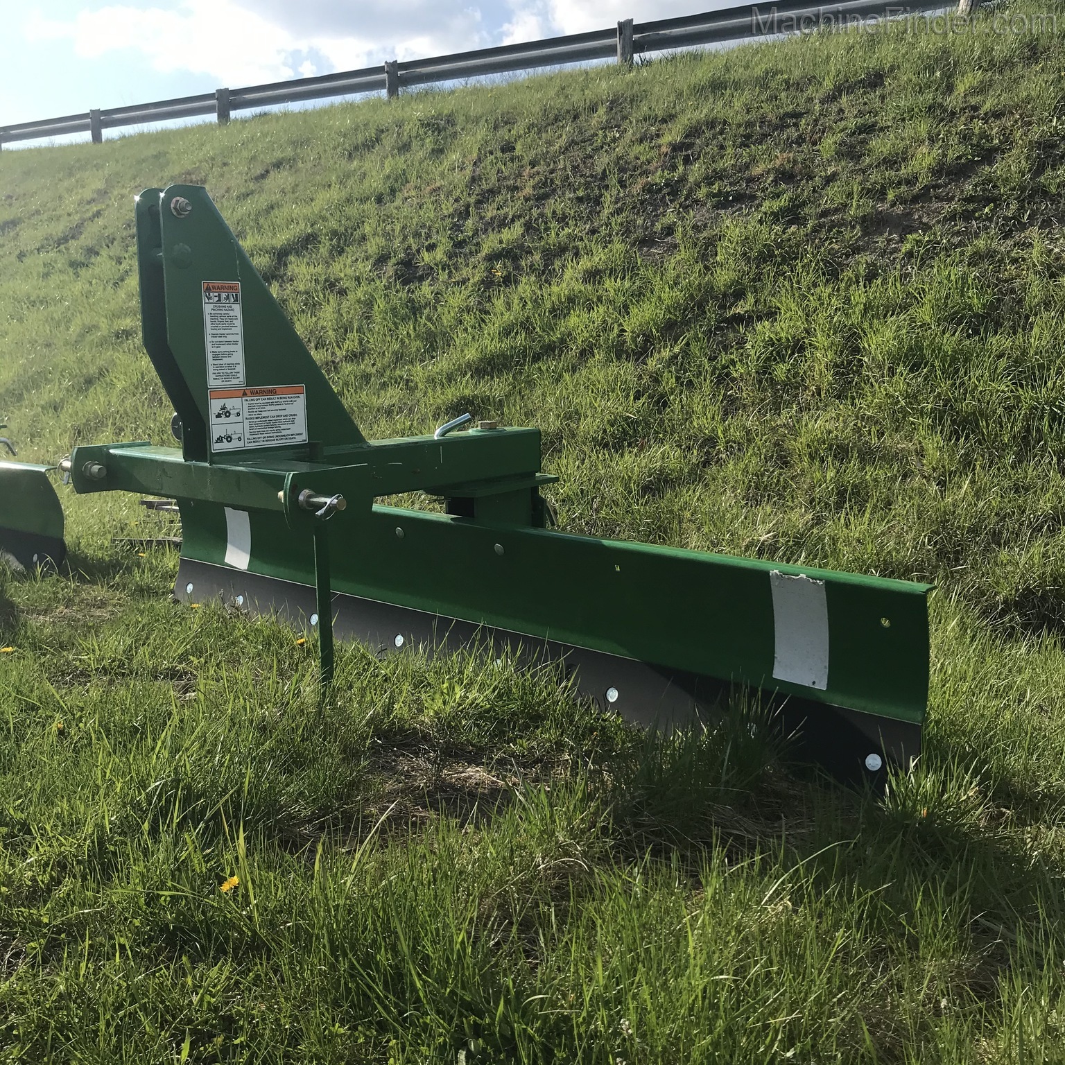 2018 Frontier RB2084 Image 3