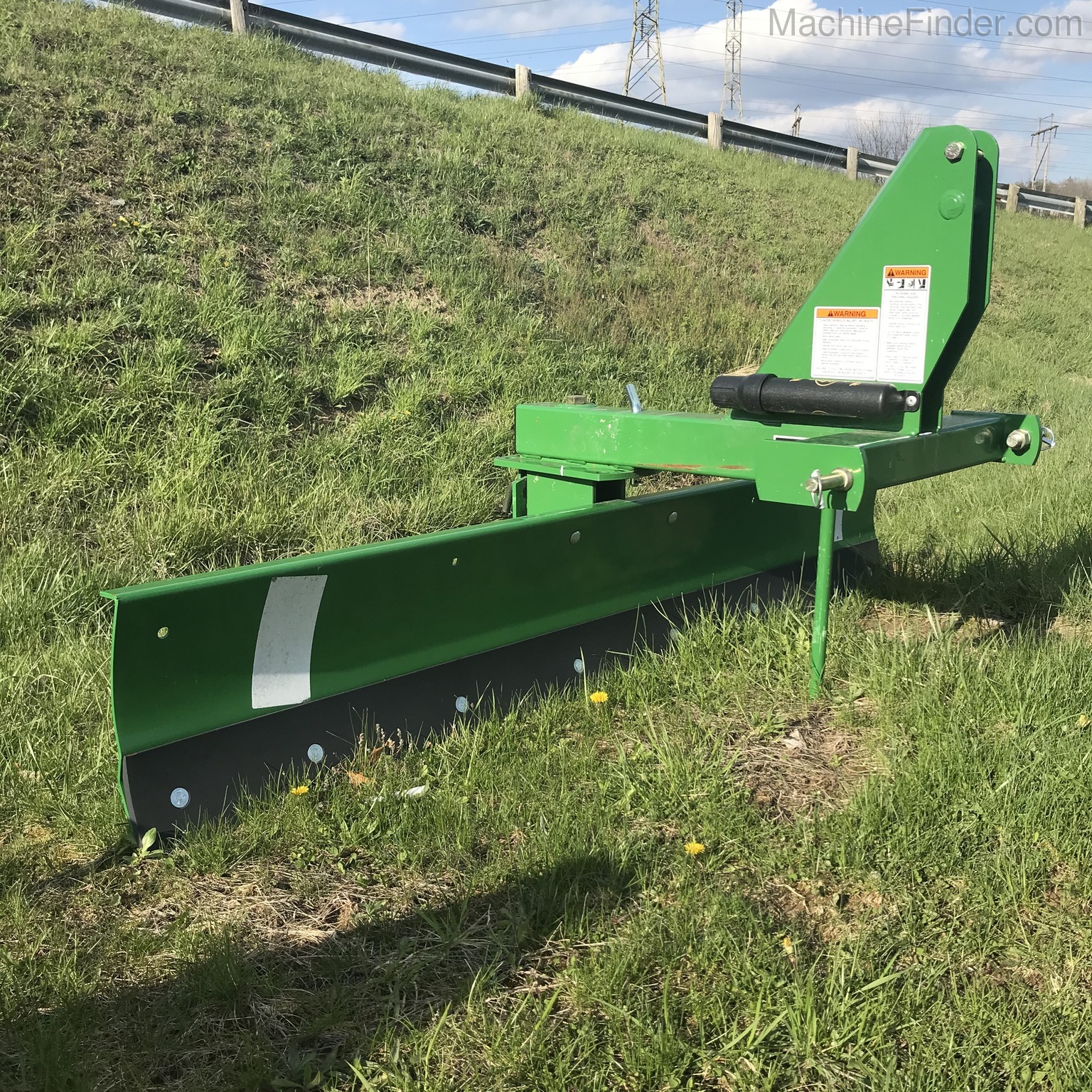 2018 Frontier RB2084 Image 1