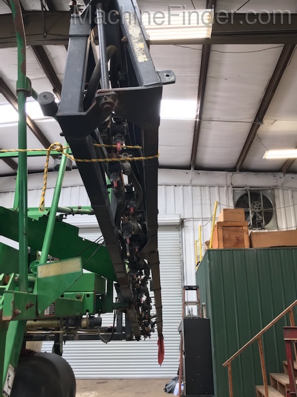 2004 John Deere 6700 Image 3