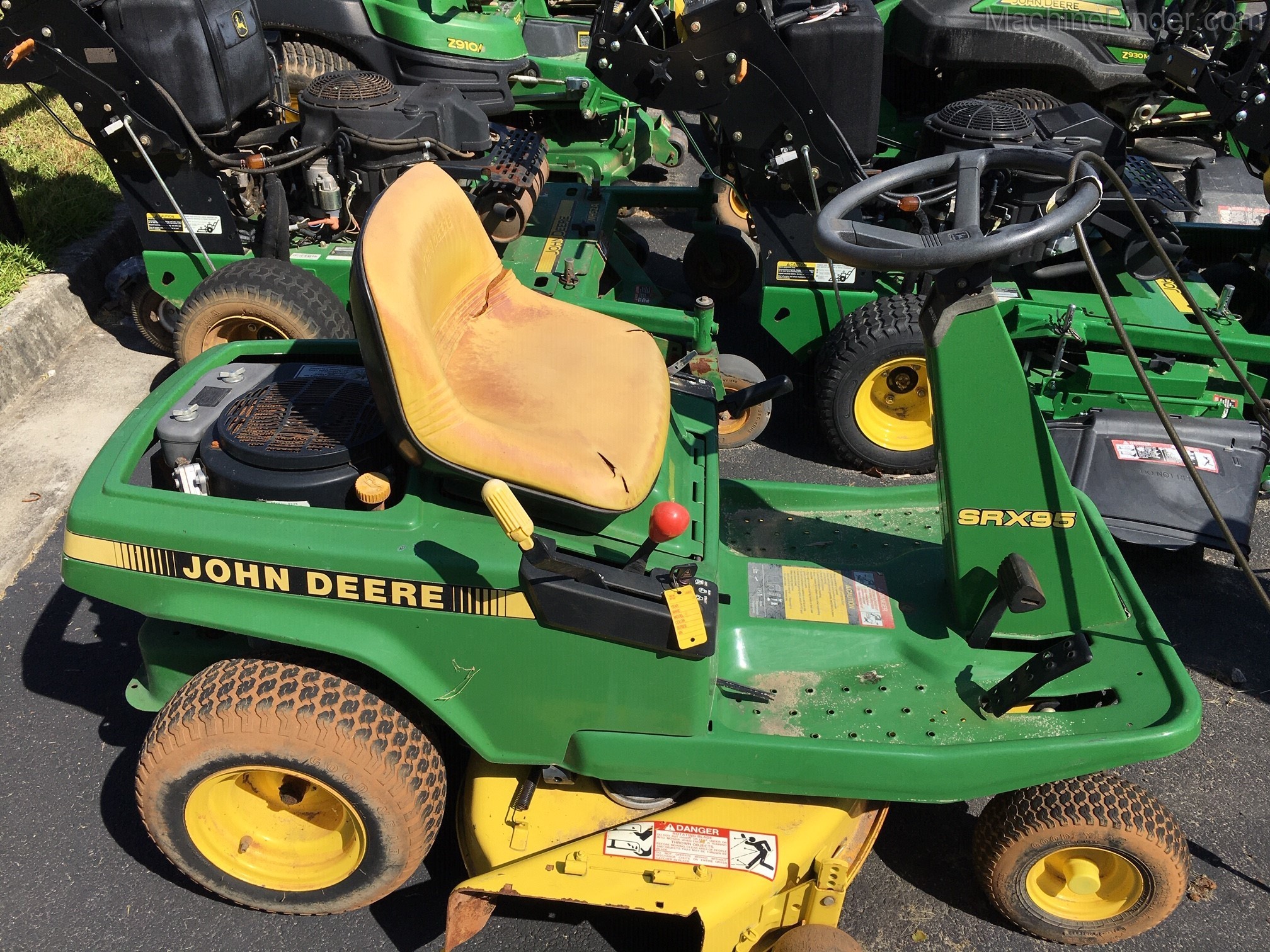 1992 John Deere SRX95 Image 1