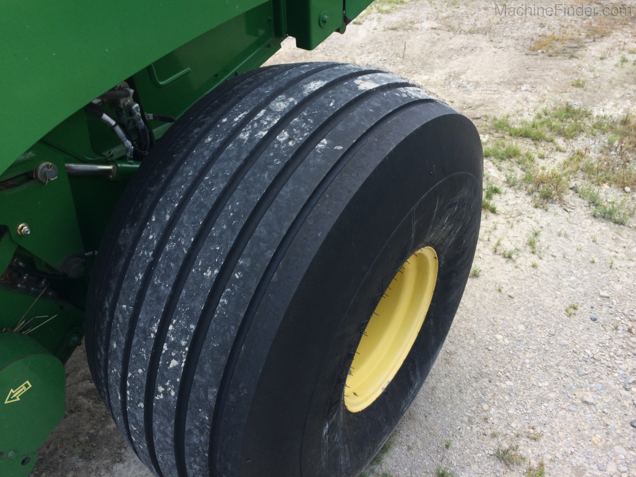 2013 John Deere 569 Premium Image 4