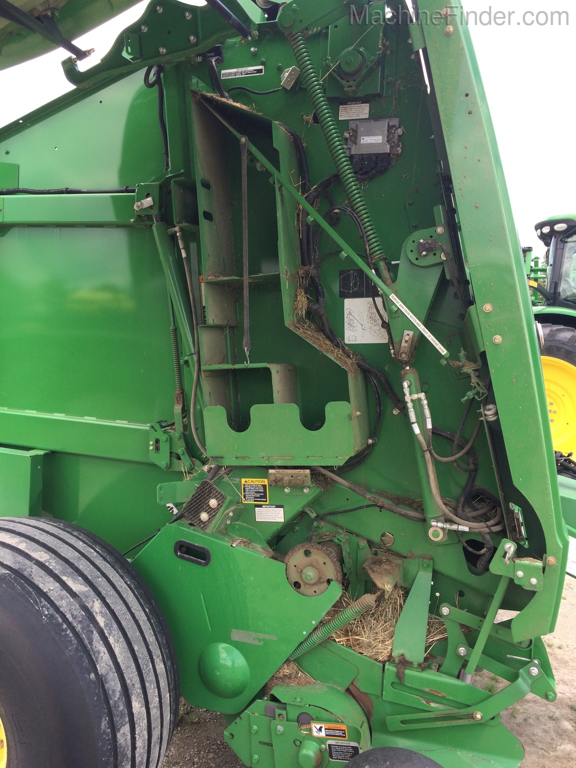 2013 John Deere 569 Premium Image 8