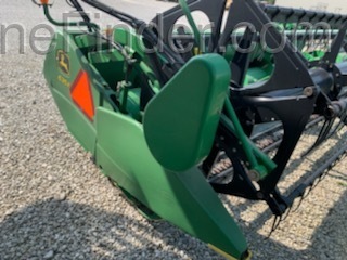 2009 John Deere 635F Image 9