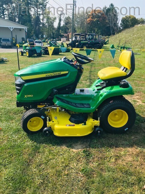 2020 John Deere X380 Image 2