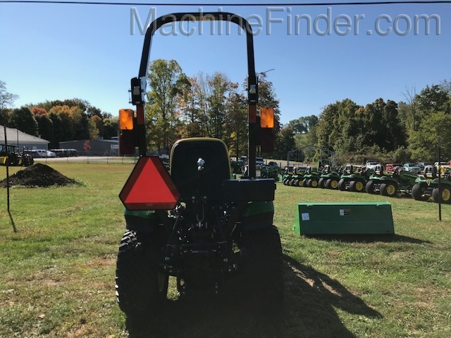2020 John Deere 1023E Image 6