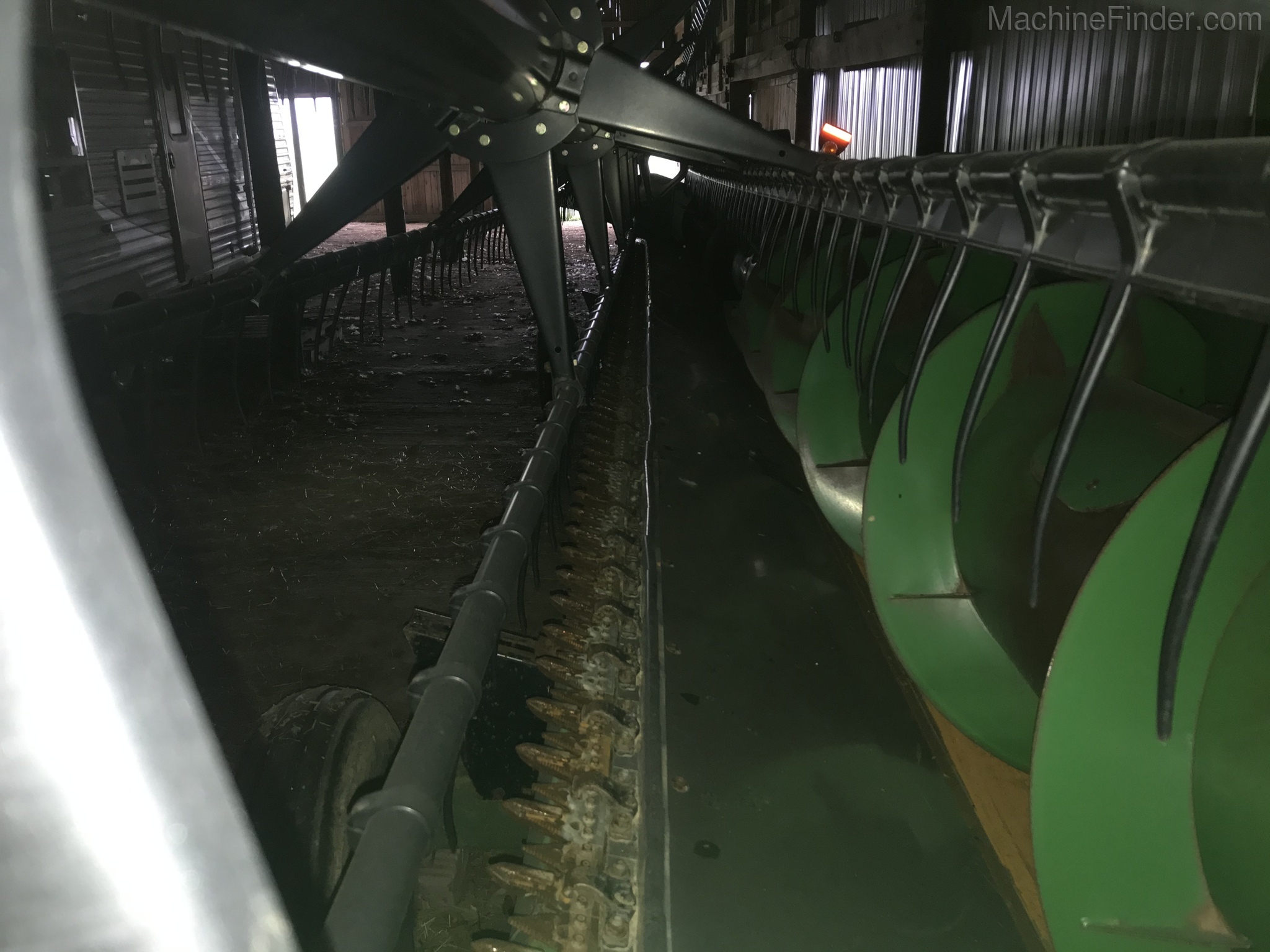 2005 John Deere 630F Image 7