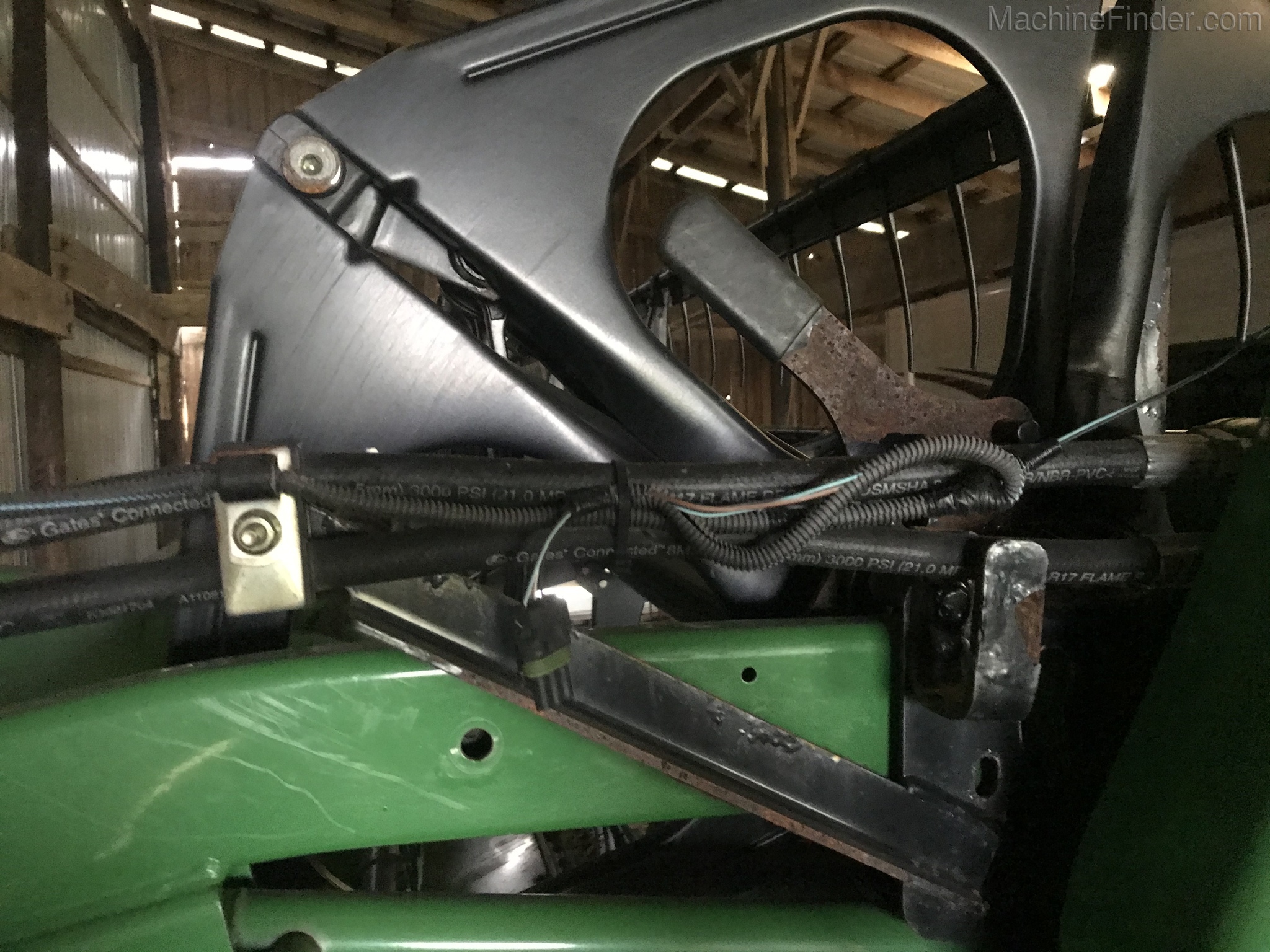 2005 John Deere 630F Image 14