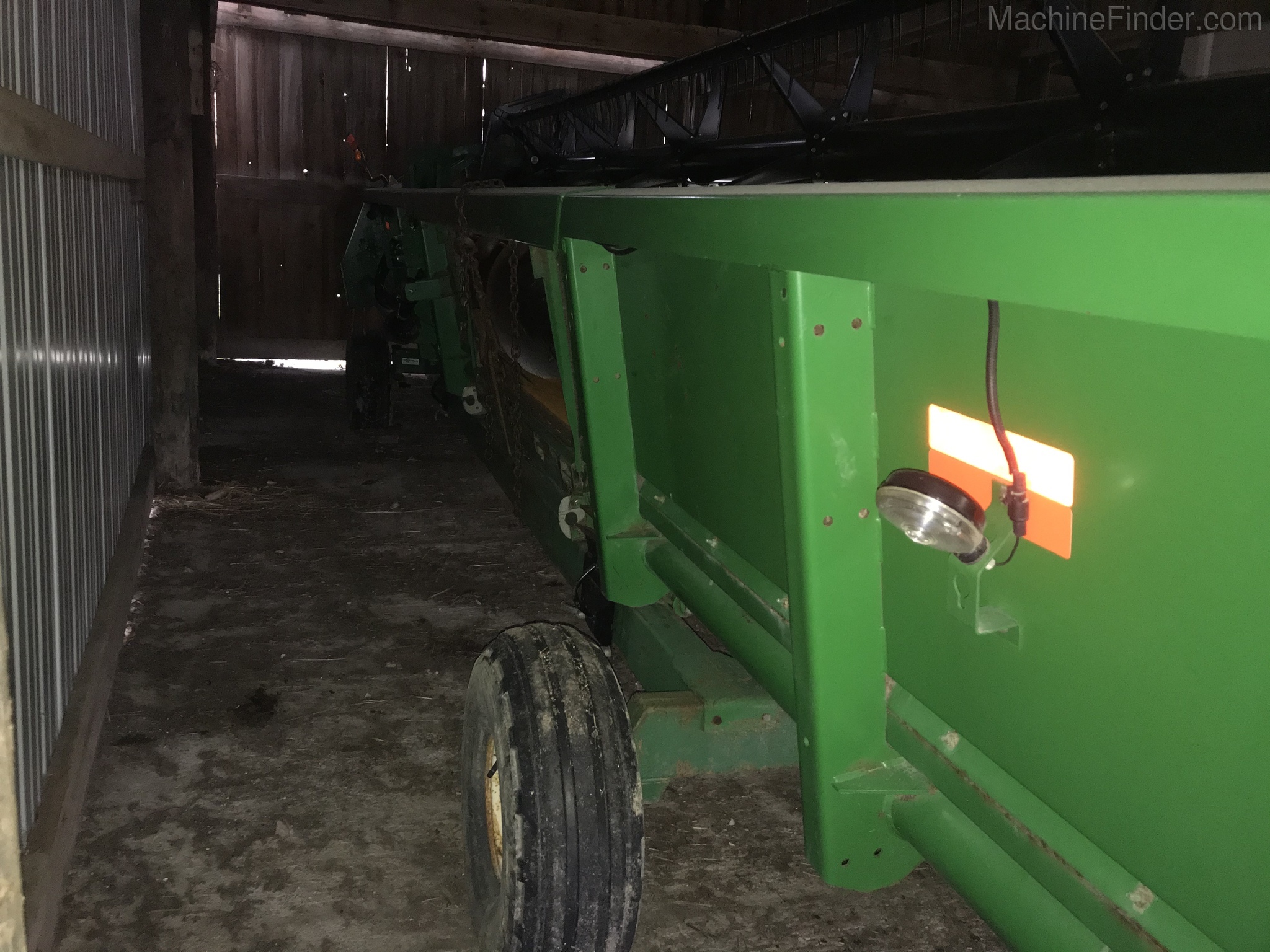 2005 John Deere 630F Image 11