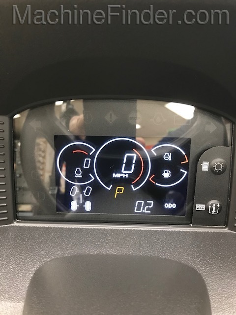 2021 John Deere 590M Image 5