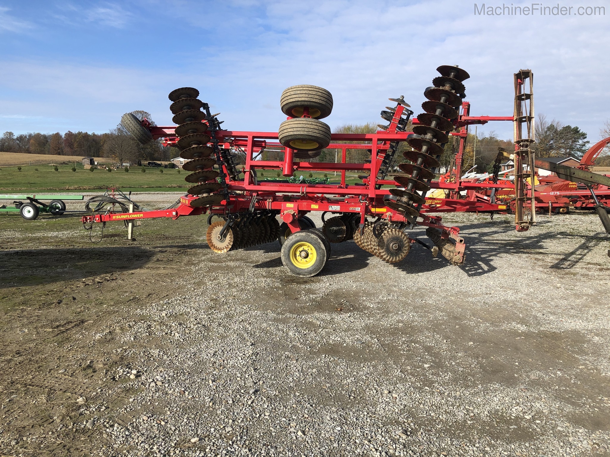 2012 Sunflower S6630 Image 2