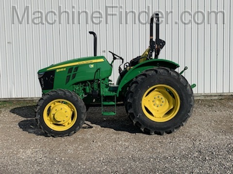 2020 John Deere 5045E Image 1