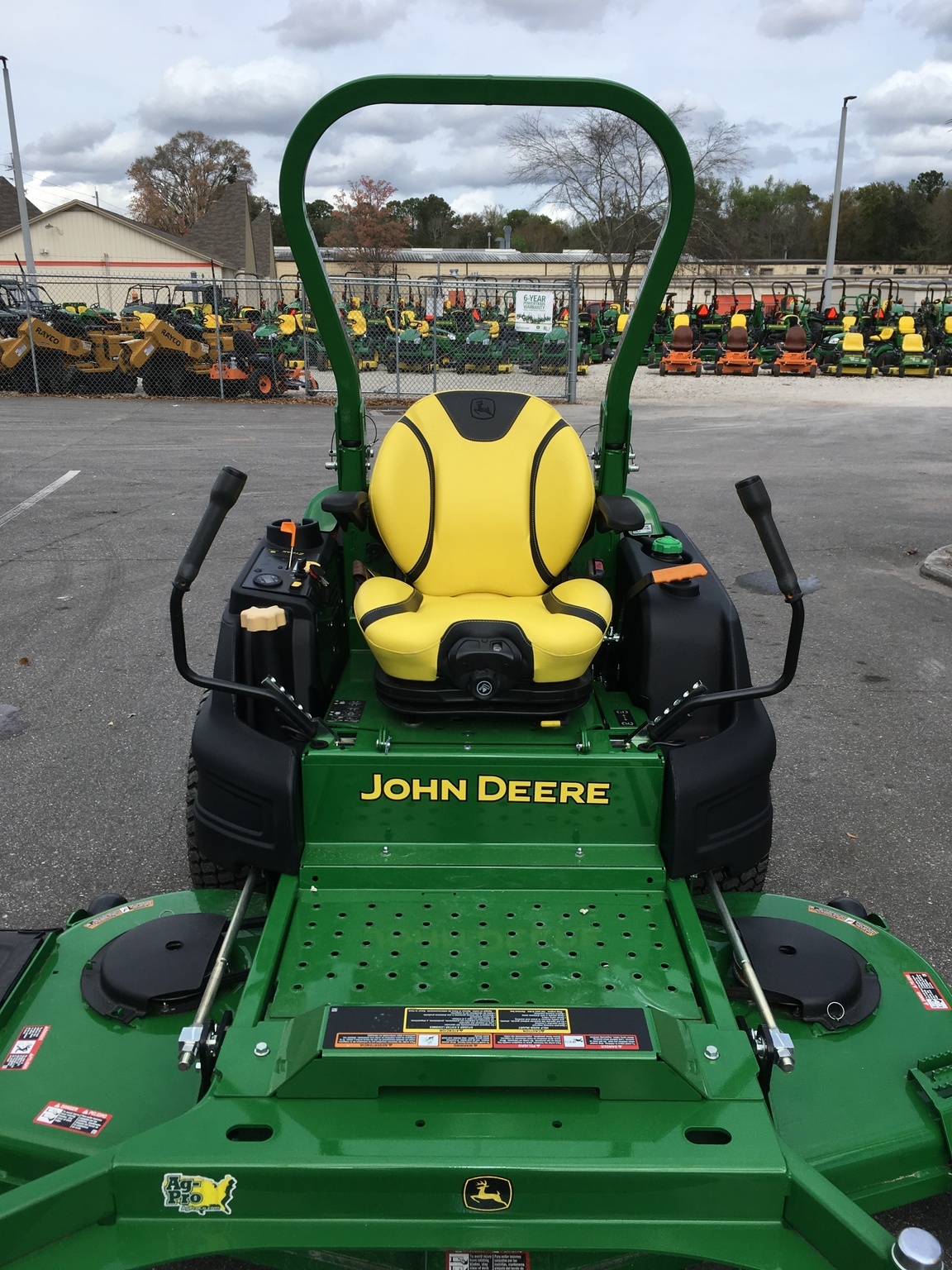 2025 John Deere Z997R Image 3