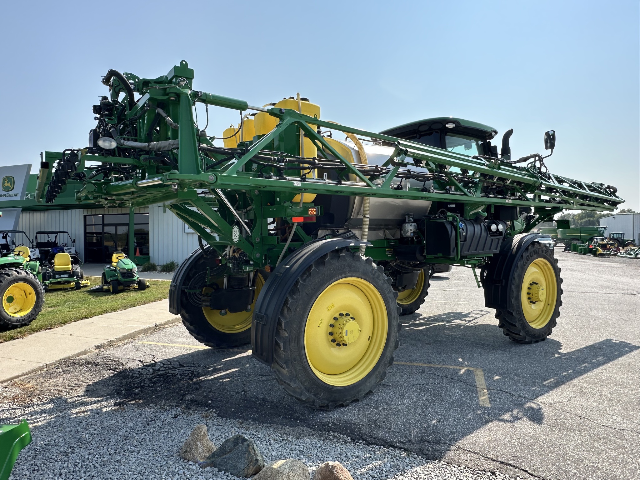 2021 John Deere R4038 Image 4