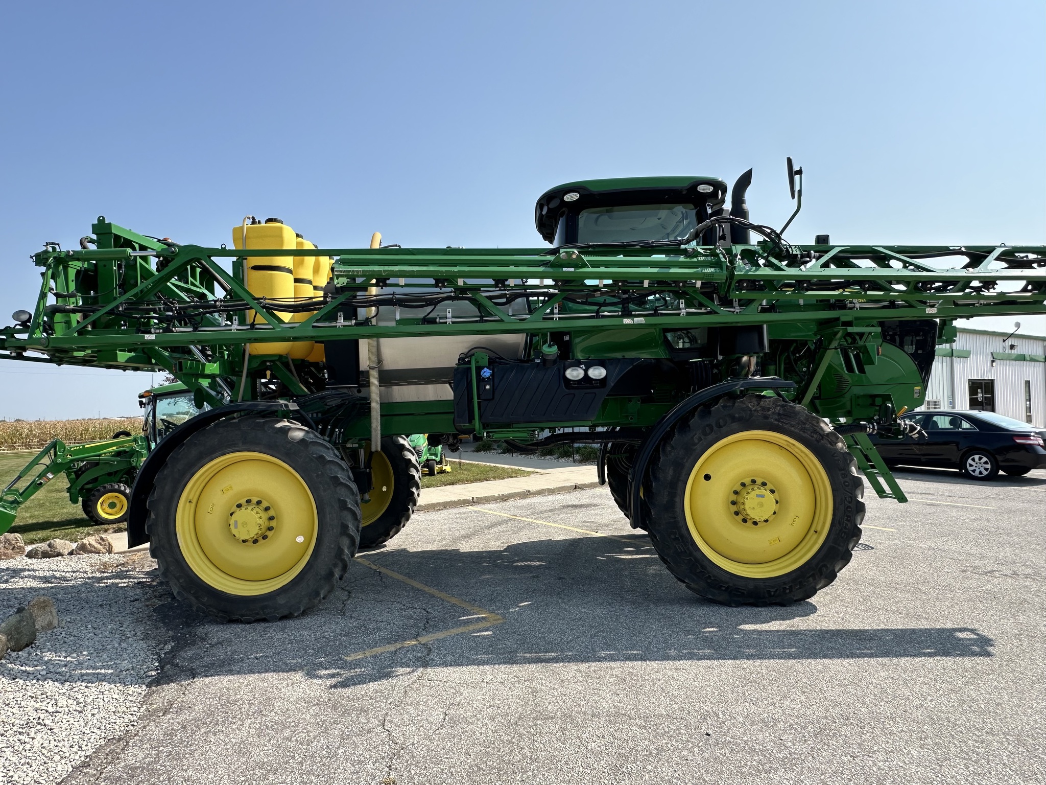 2021 John Deere R4038 Image 5
