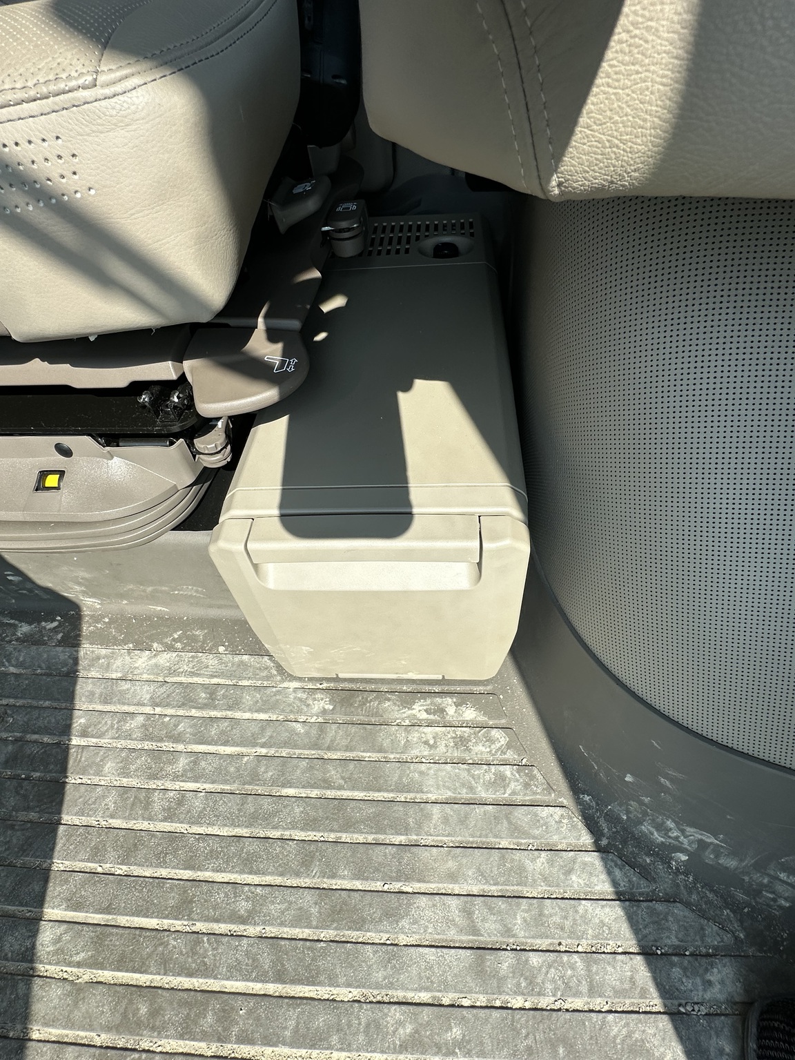 2021 John Deere R4038 Image 20