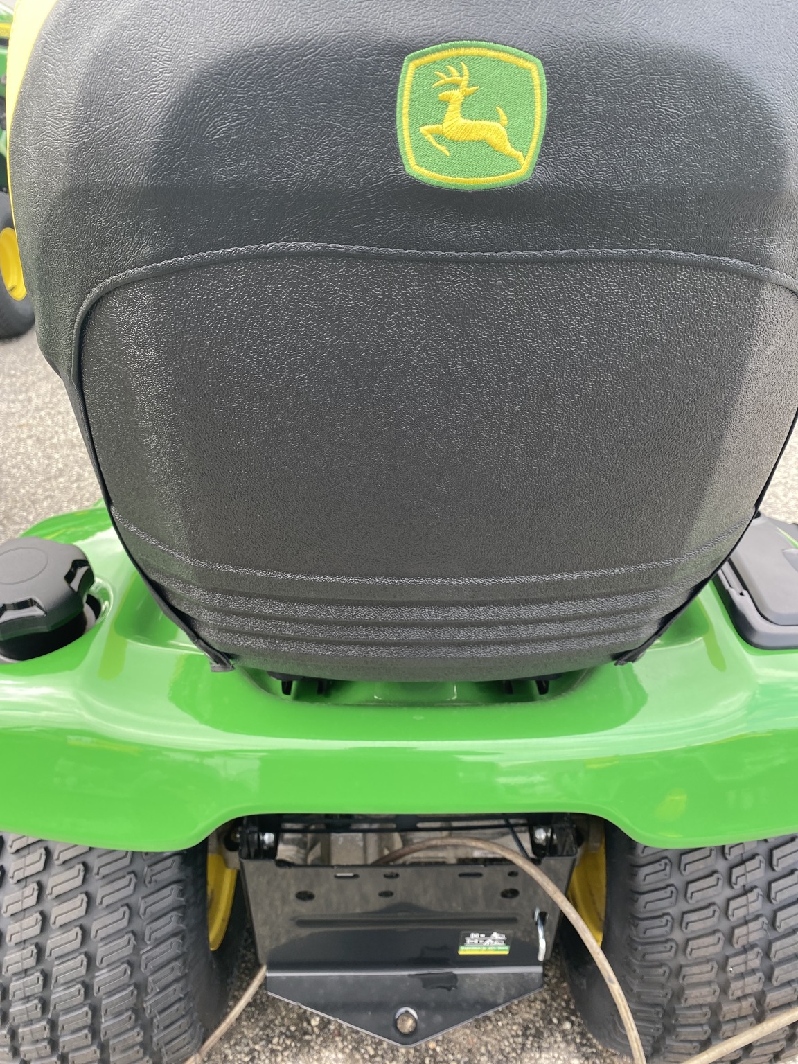 2023 John Deere X380 Image 5