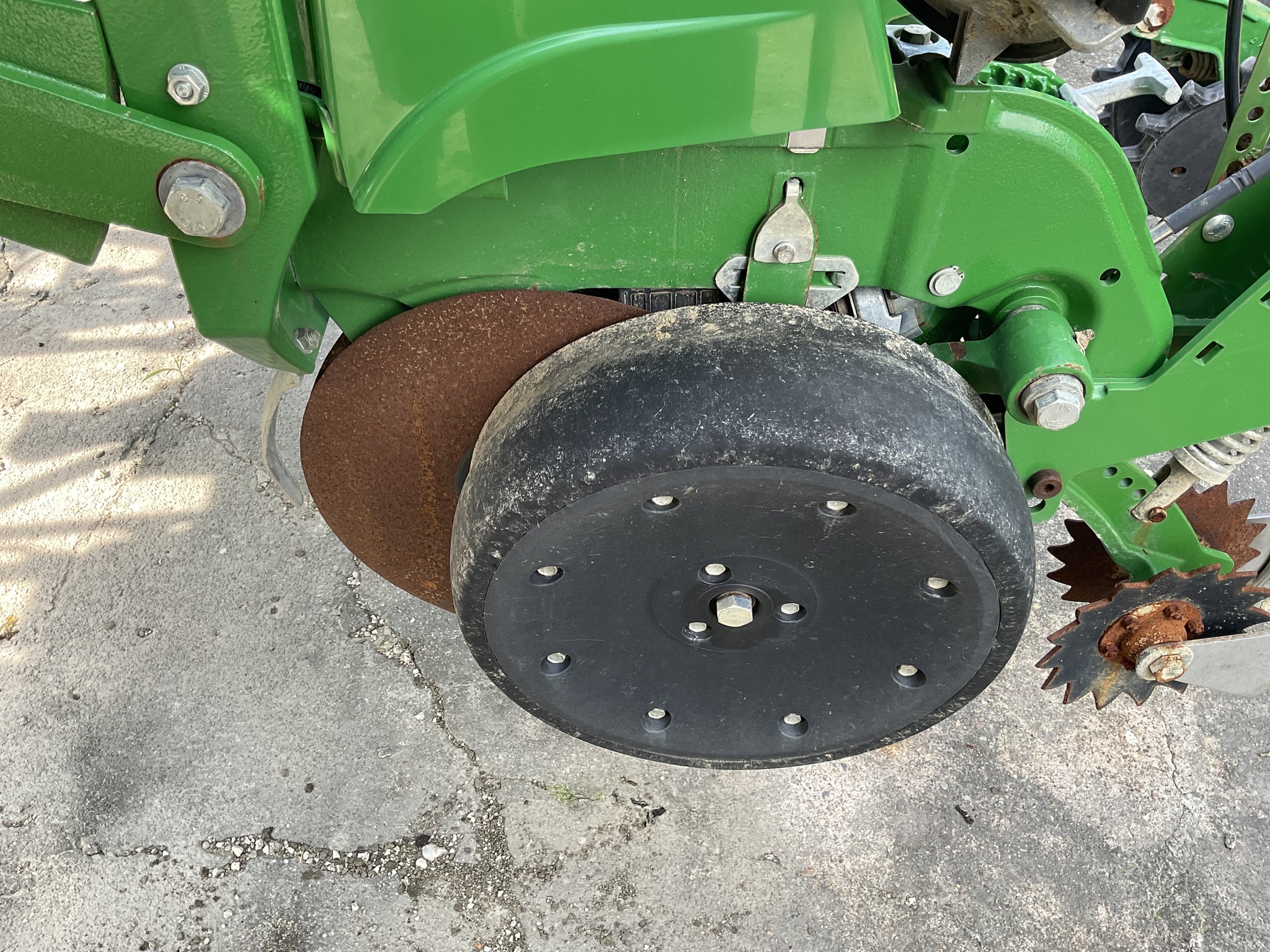 2016 John Deere 1775NT Image 8