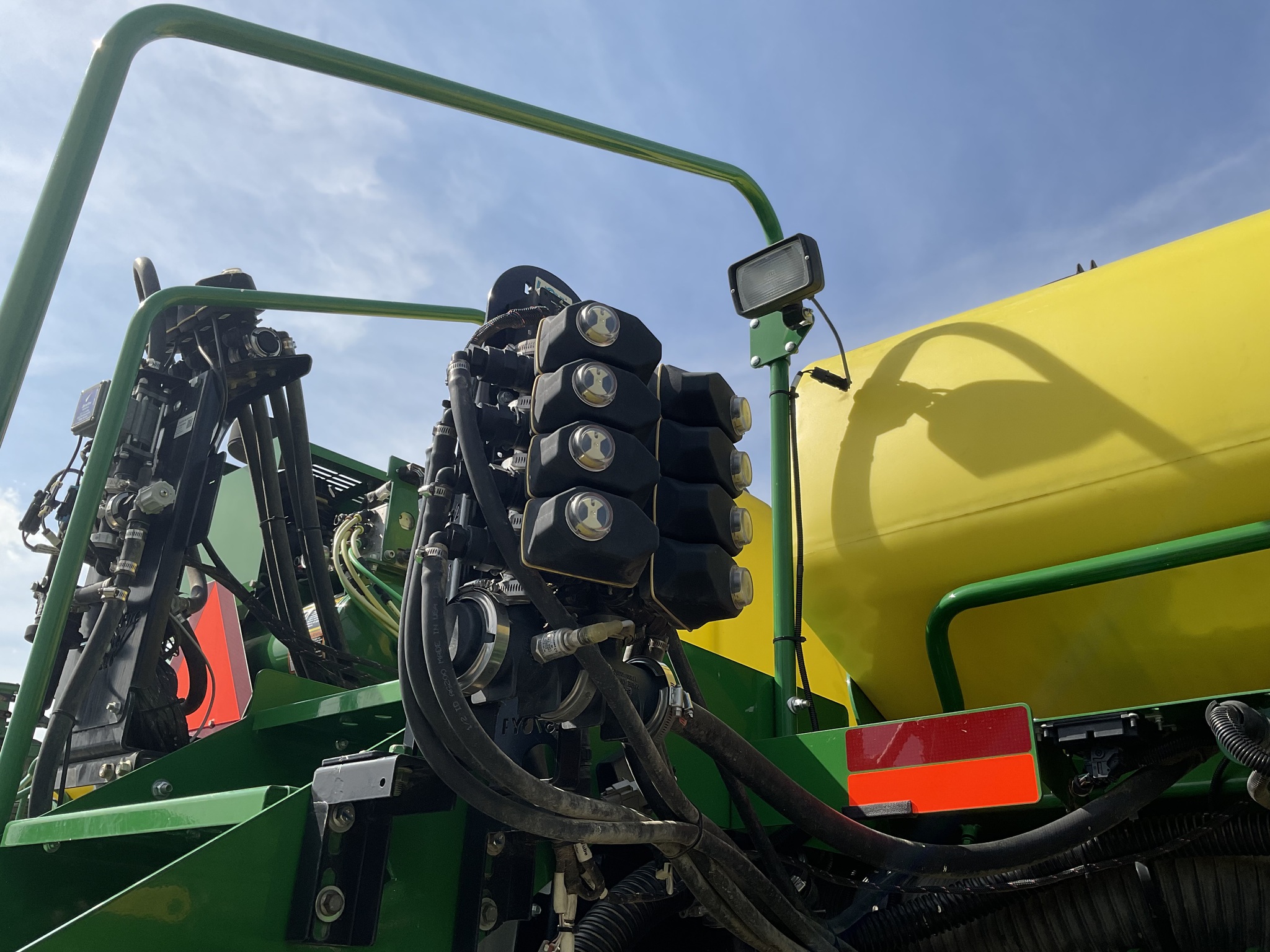 2016 John Deere 1775NT Image 13