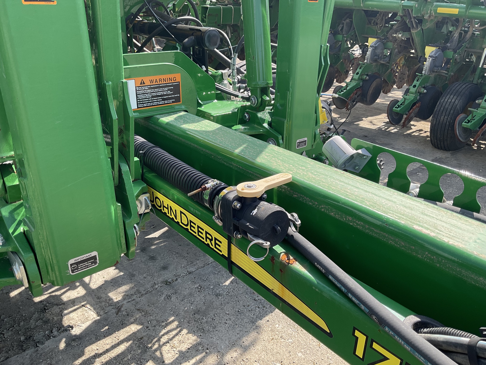 2016 John Deere 1775NT Image 20