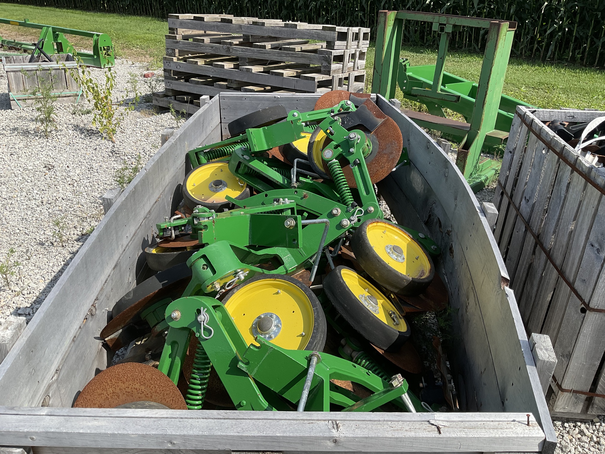 2016 John Deere 1775NT Image 23