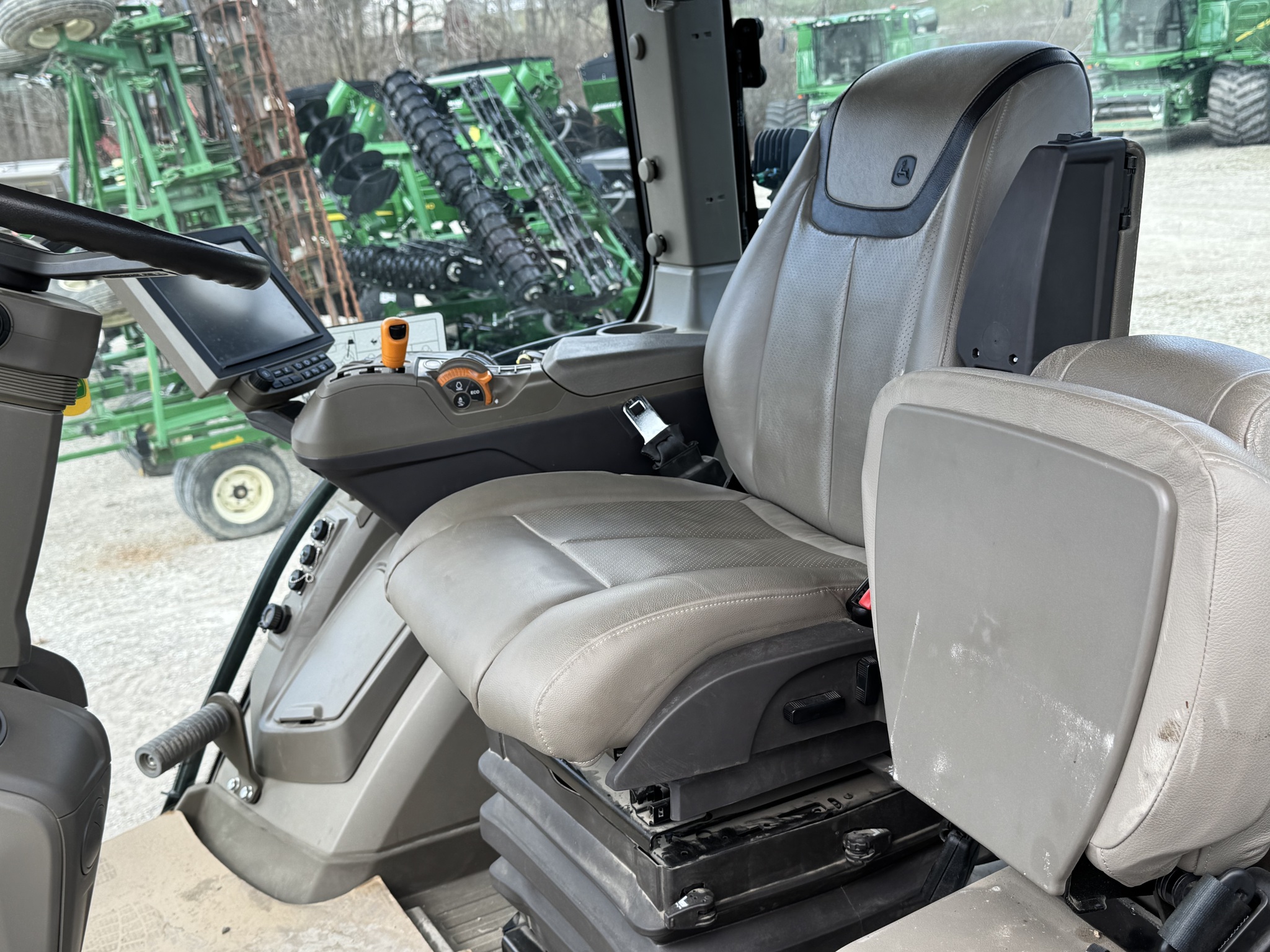 2021 John Deere 8RX 410 Image 6