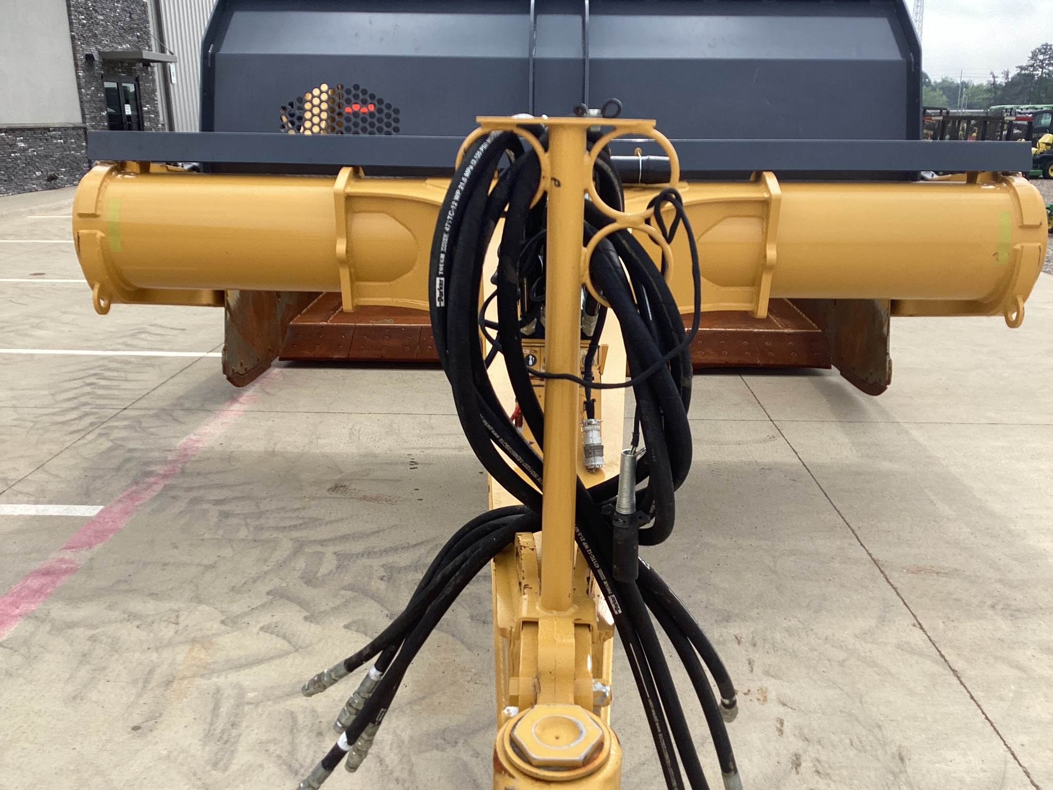 2023 John Deere 2412D E Image 8
