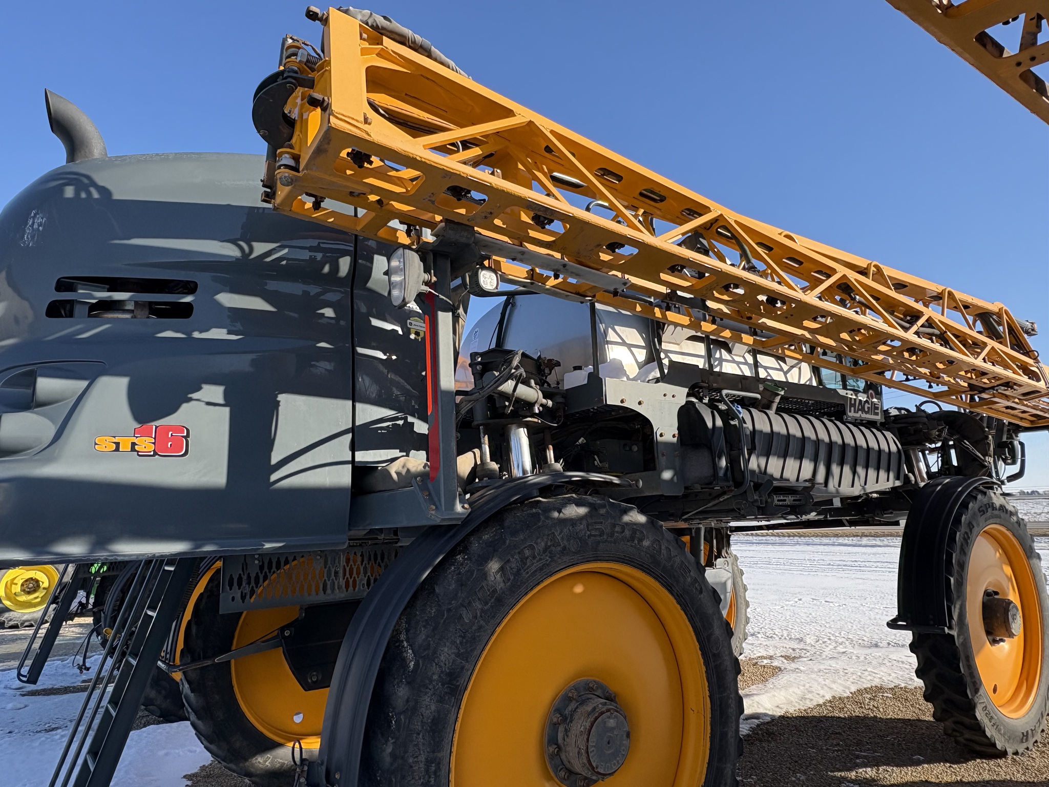  2020 Hagie STS16 at Heritage Tractor in Dixon, IL