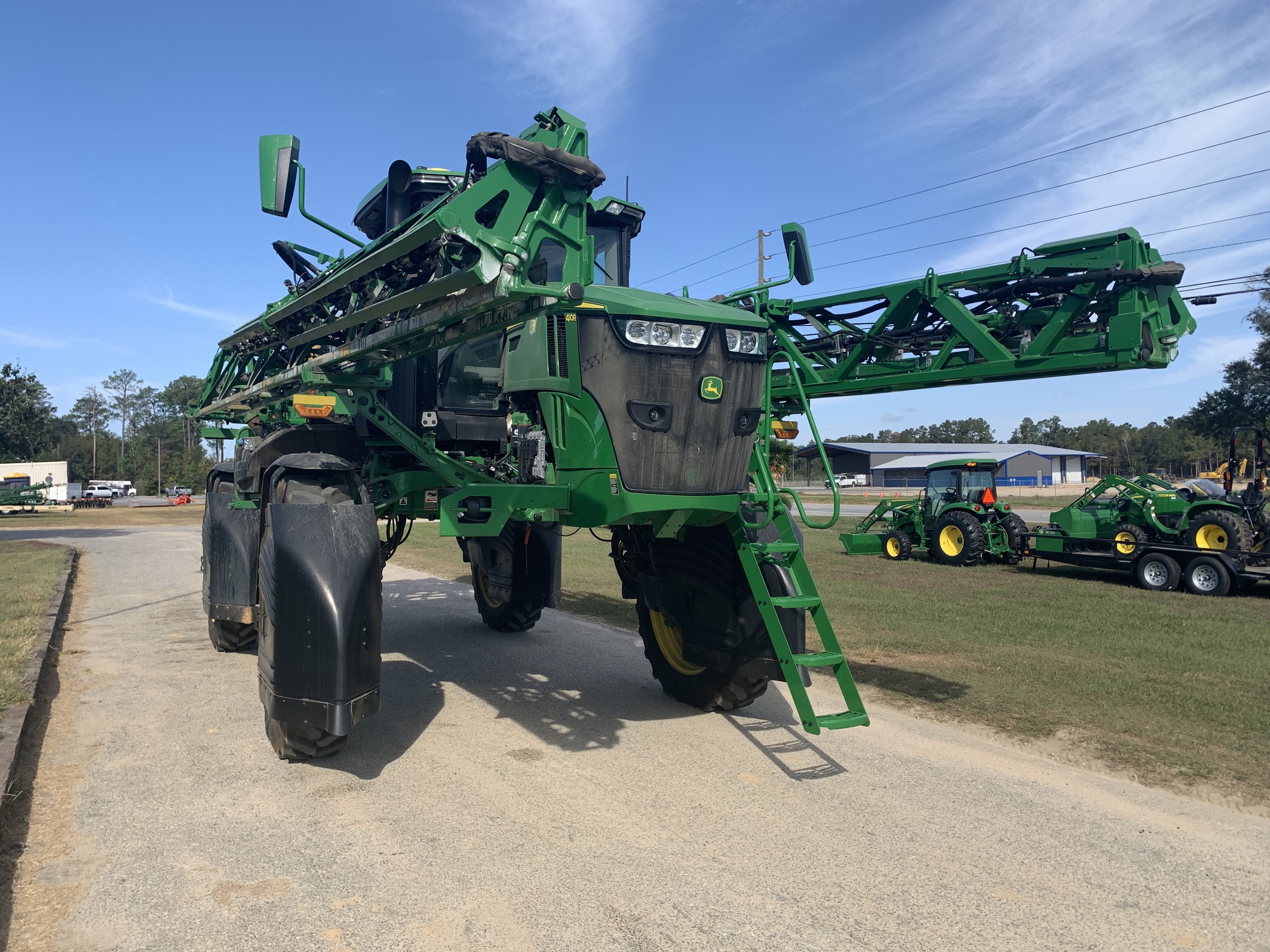 2023 John Deere 410R Image 1