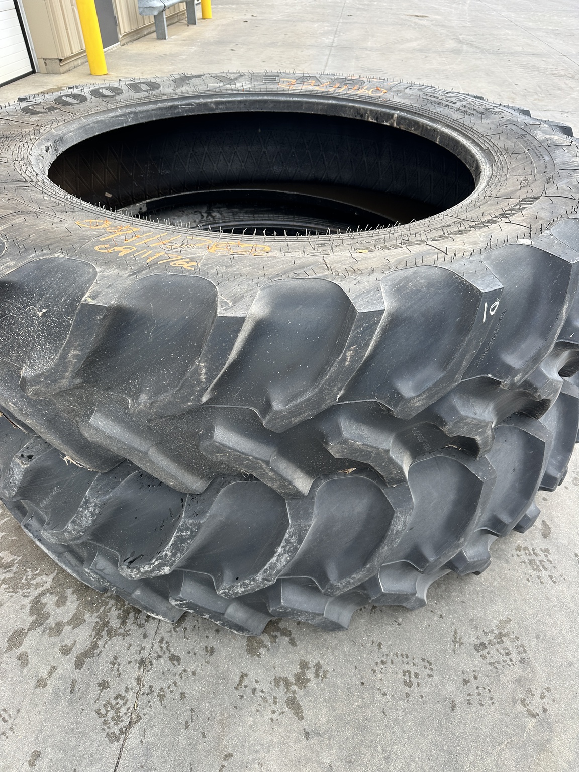 Goodyear 480/80R46 Image 2