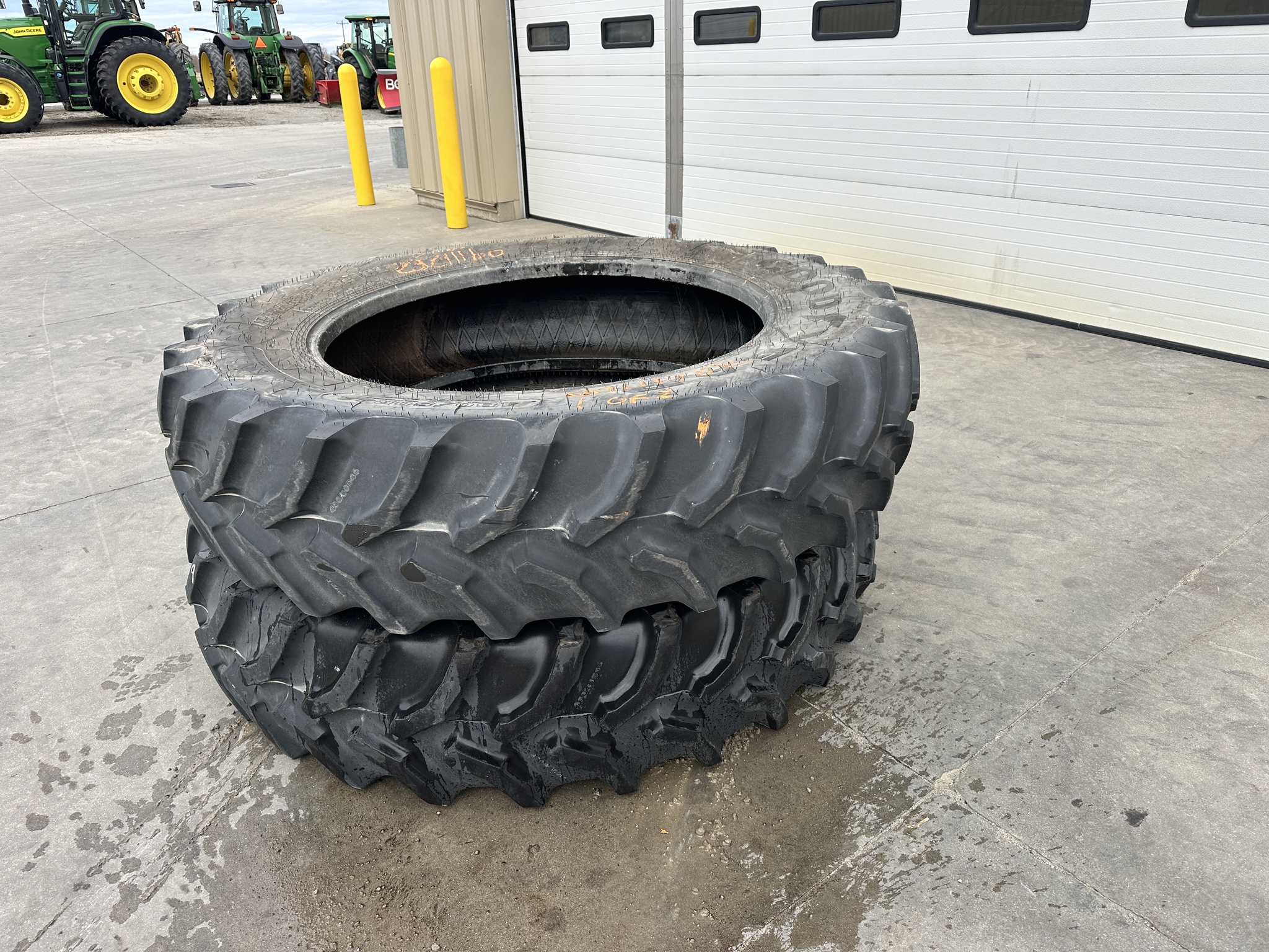 Goodyear 480/80R46 Image 4