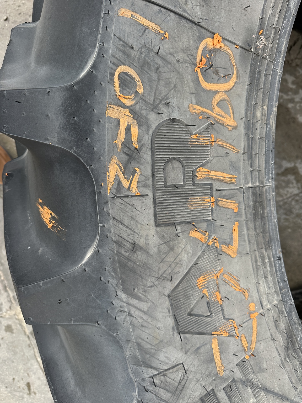 Goodyear 480/80R46 Image 7