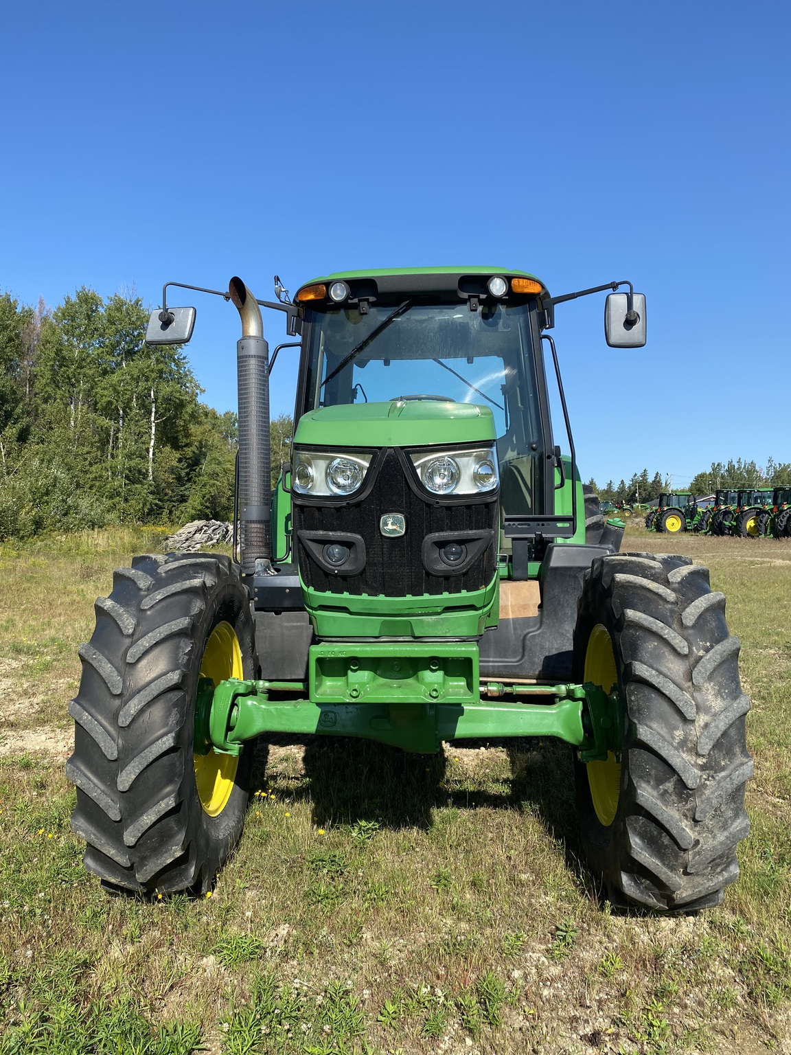 2015 John Deere 6115M Image 4