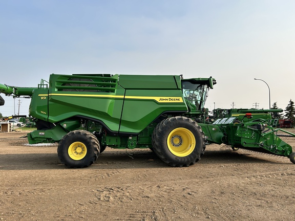 Used 2023 John Deere X9 1100 Combines at Horizon Ag & Turf in Westlock, AB - Photo9