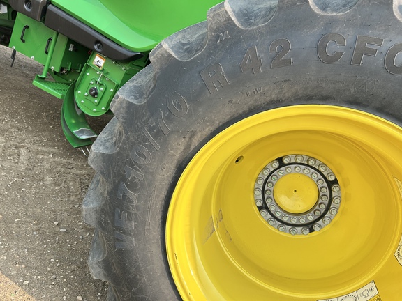 Used 2023 John Deere X9 1100 Combines at Horizon Ag & Turf in Westlock, AB - Photo19