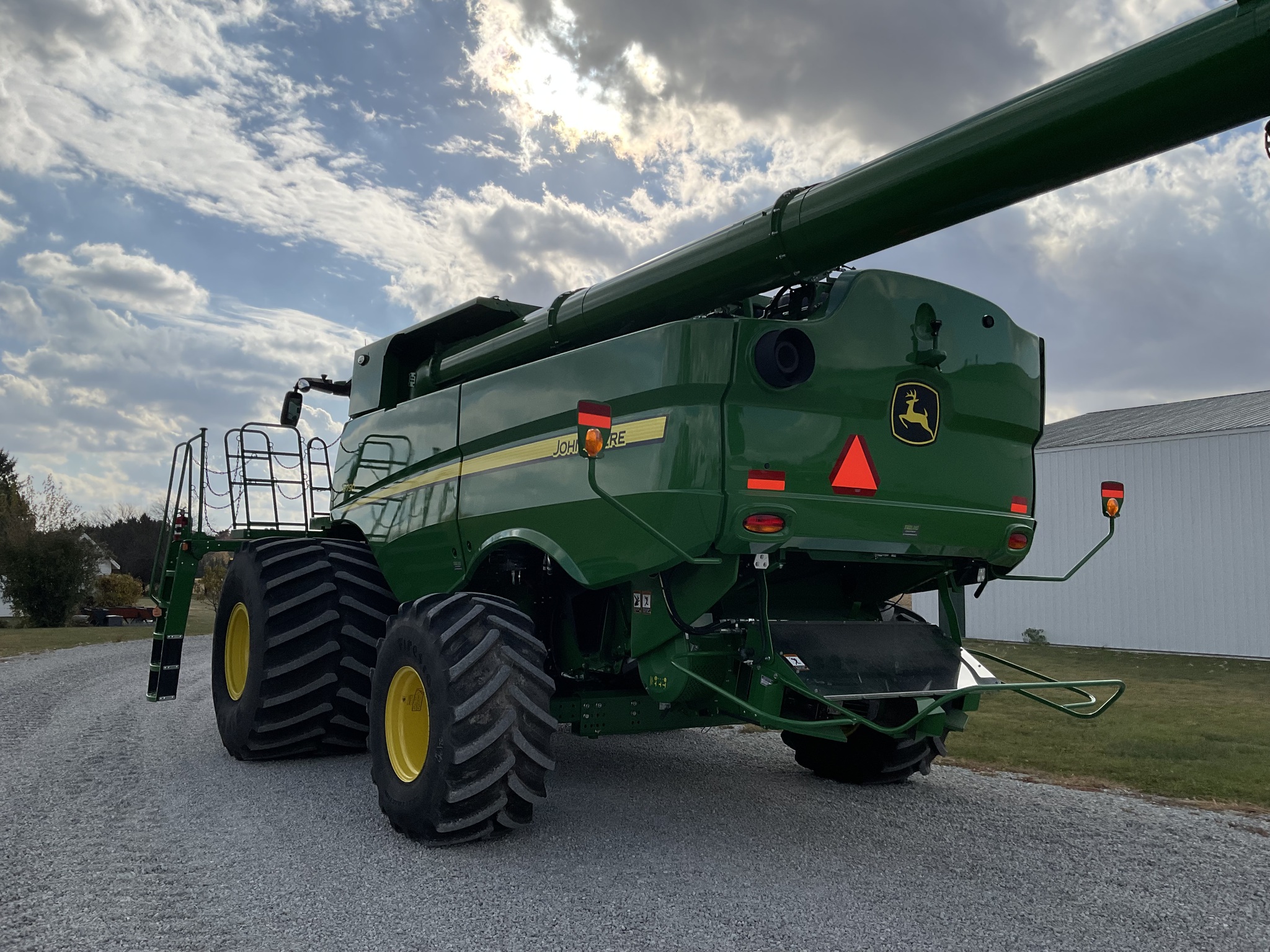 2024 John Deere S790 Image 5