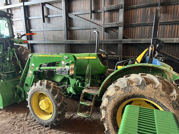 Photo of 2024 John Deere 5060E
