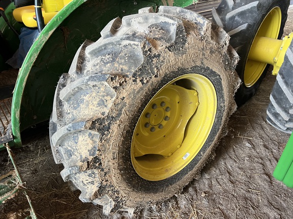 Photo of 2024 John Deere 5060E