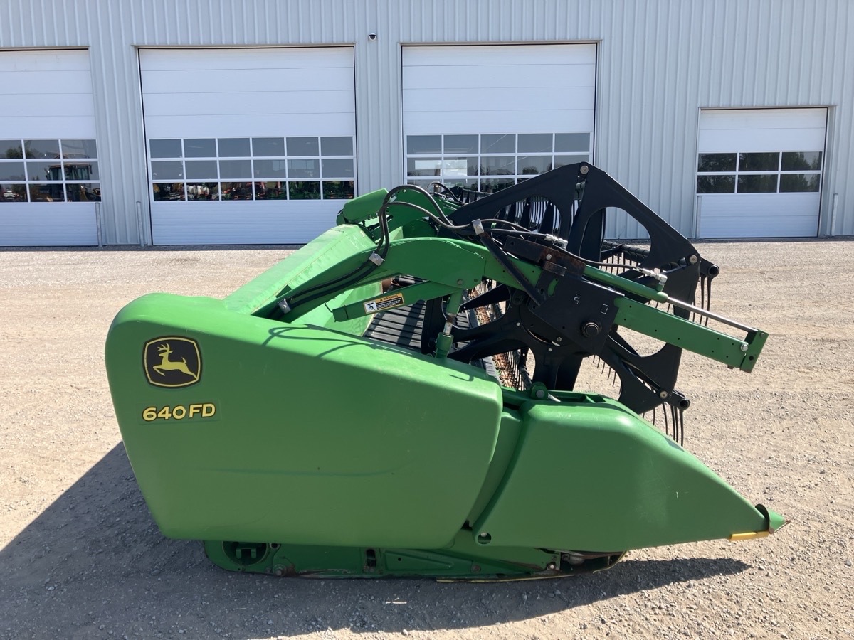 2012 John Deere 640FD Image 4