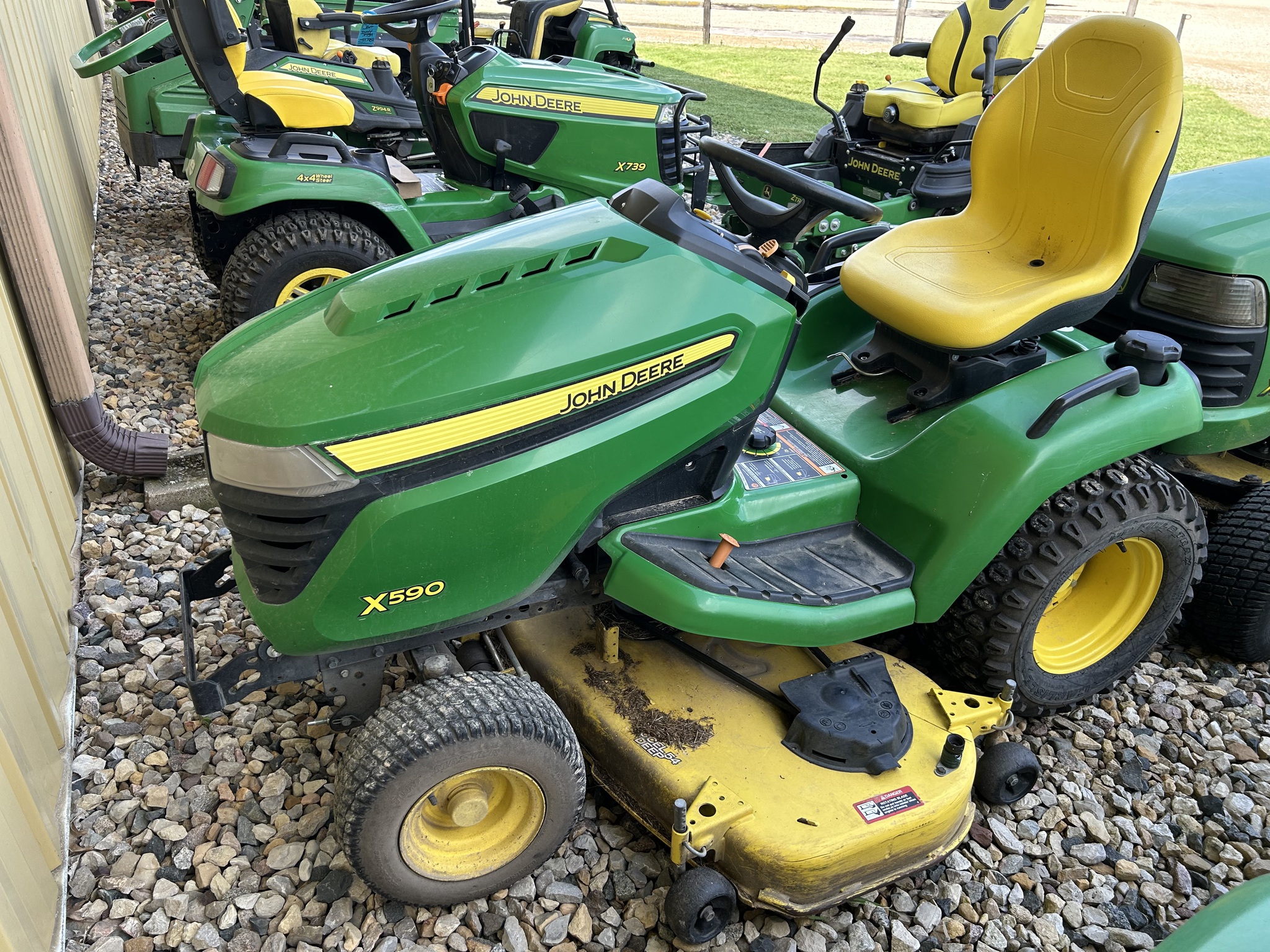  2017 John Deere X590 at Heritage Tractor in Lacon, IL