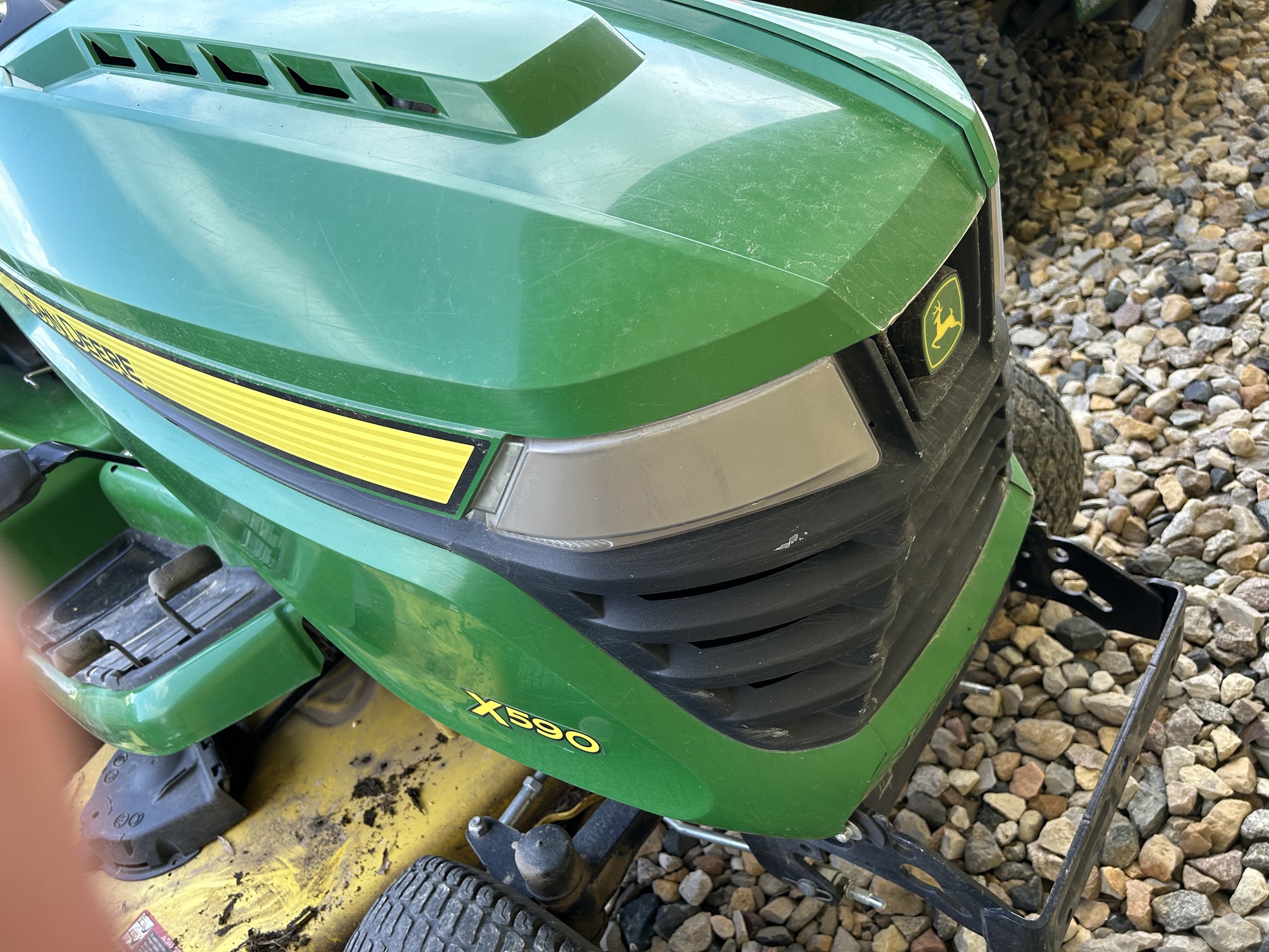  2017 John Deere X590 at Heritage Tractor in Lacon, IL